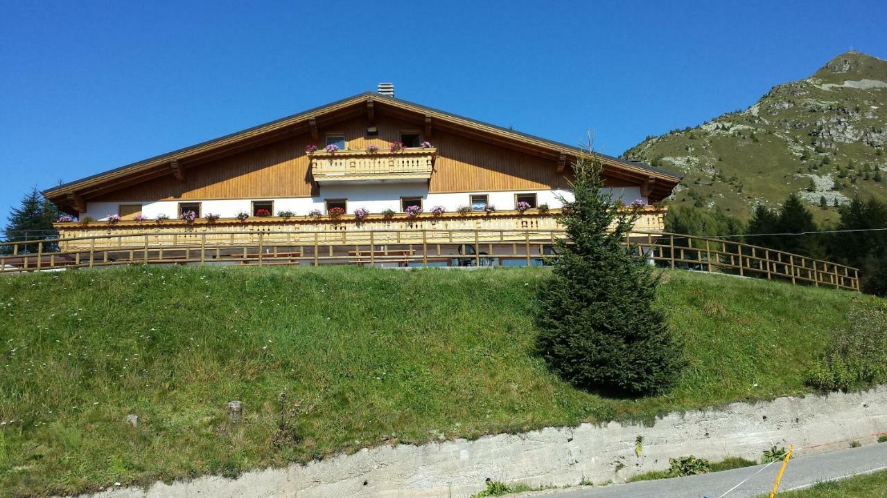 Belvedere Mountain Experience Hotell Monno Eksteriør bilde